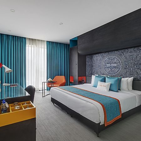 Zone By The Park Raipur Hotel Екстериор снимка